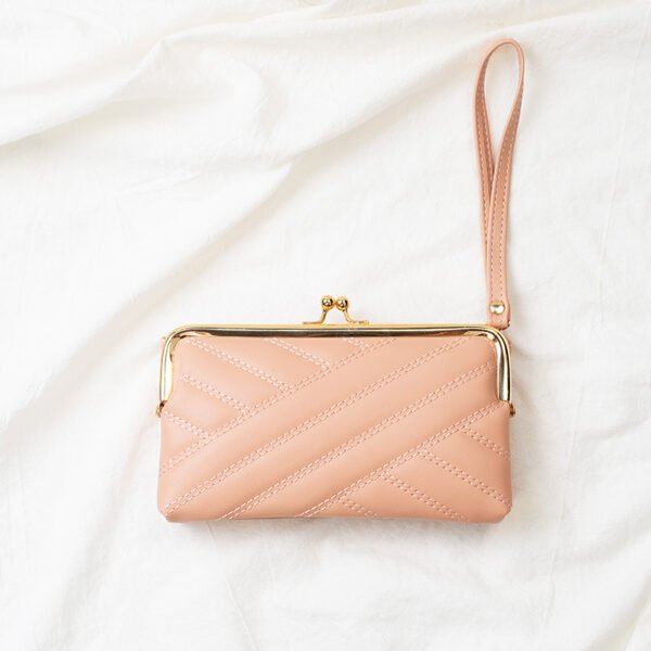 Clutch pink